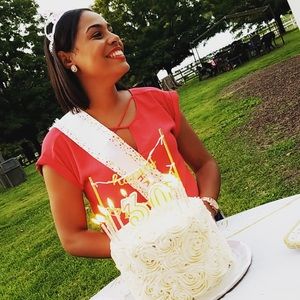 Meet your Posher, Vanessa